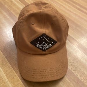 Constellation mountain hat
